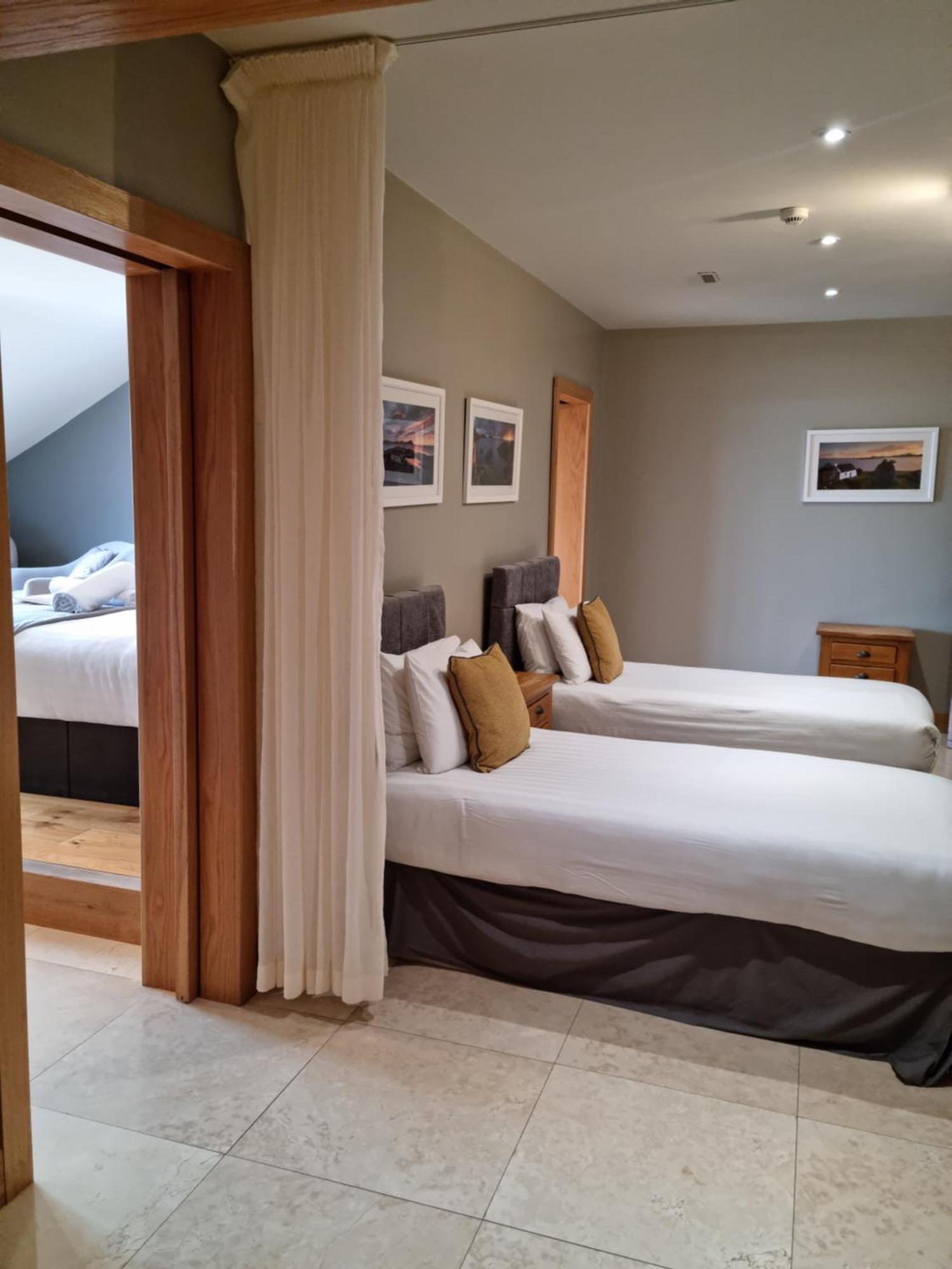 Hotel Fab View (Adults Only) Dingle Habitación foto